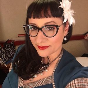 Meet your Posher, Cristina